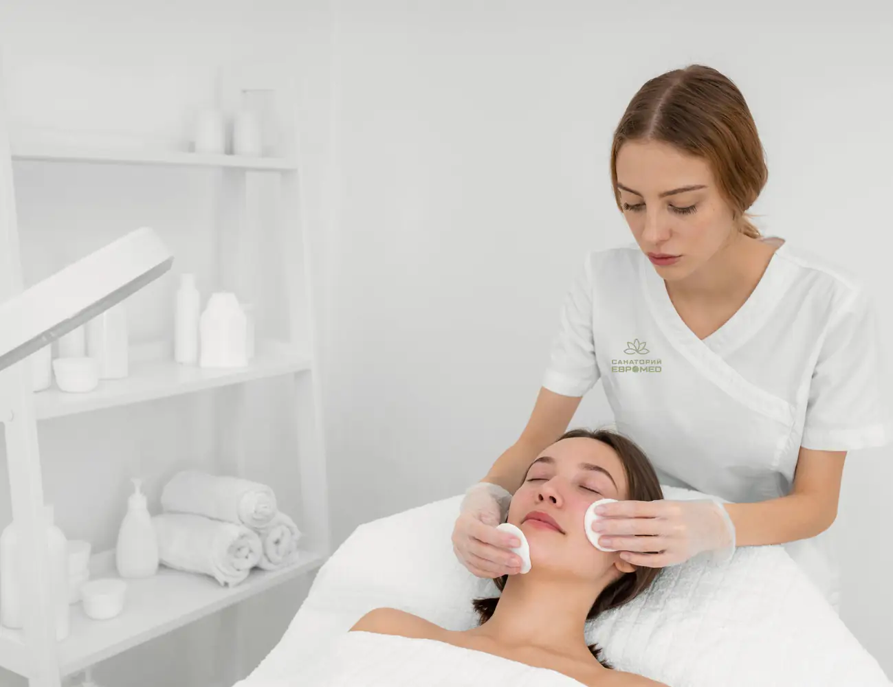 Чистка лица в санатории Евромед